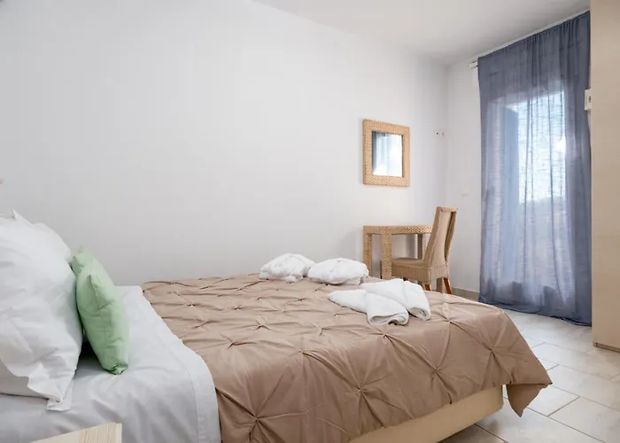 Feriehus Kriolithos Páros