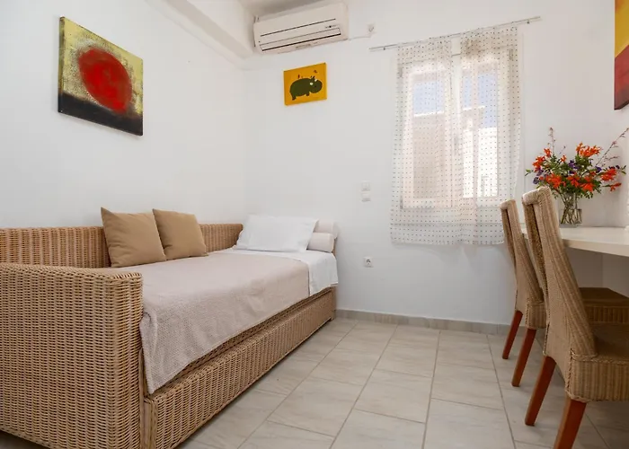 Kriolithos Casa de Férias *